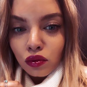 Meet your Posher, Korrina